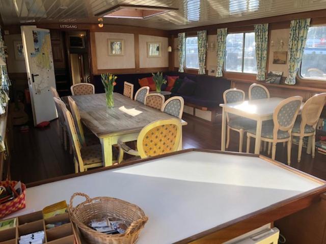 Botel Elodie Amsterdam Bagian luar foto