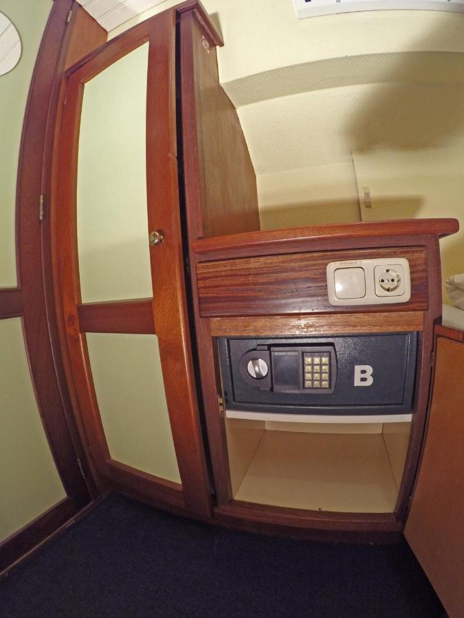 Botel Elodie Amsterdam Bagian luar foto